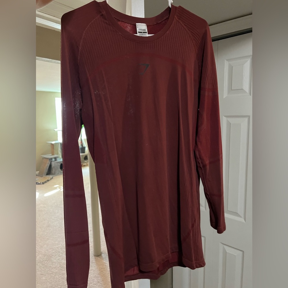 Gym shark long sleeve